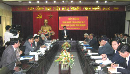 Tiếp tục lấy &yacute; kiến đ&oacute;ng g&oacute;p v&agrave;o dự thảo Đề &aacute;n x&acirc;y dựng n&ocirc;ng th&ocirc;n mới