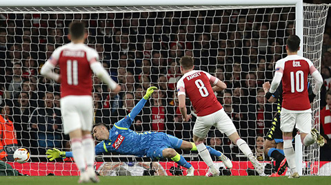 Ramsey mở tỷ số trận đấu