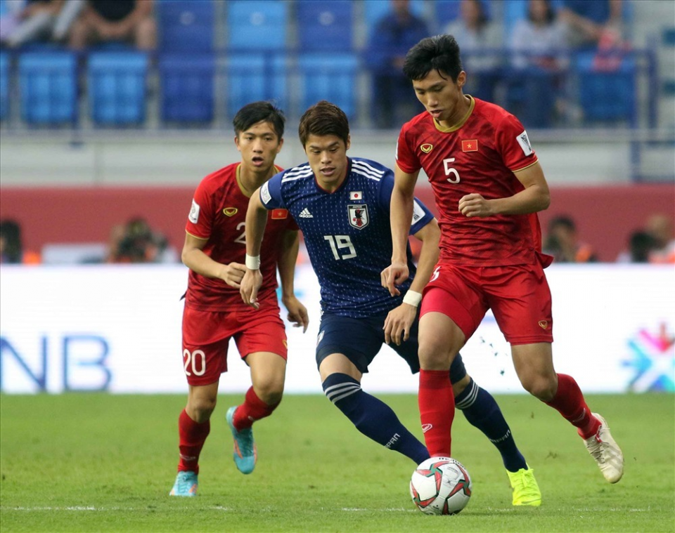 Báo Trung Quốc: 'Đoàn Văn Hậu và tuyển Việt Nam quá đỉnh!'