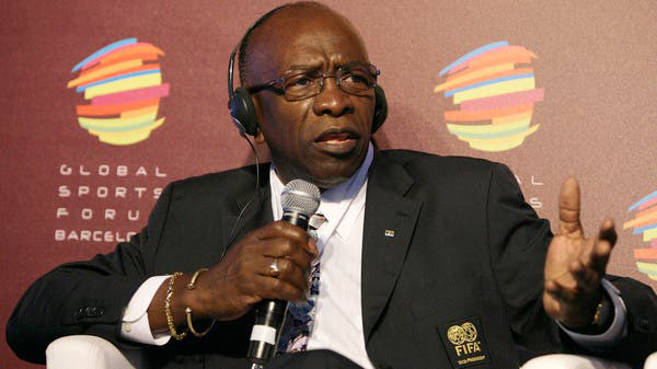 Hàng loạt quan chức FIFA bị tố nhận hối lộ để bầu Qatar làm chủ nhà World Cup 2022 - Ảnh 1.