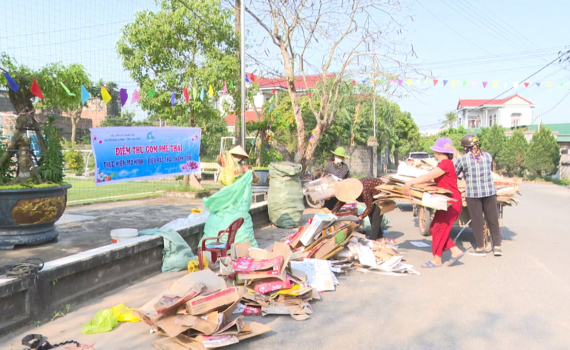 Bán phế thải làm từ thiện