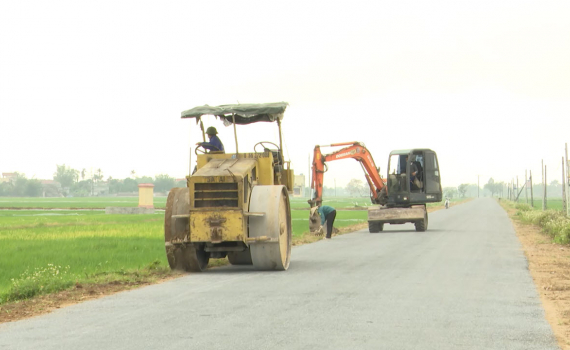 Đẩy nhanh tiến độ thi c&ocirc;ng c&aacute;c dự &aacute;n trọng điểm ở Kiến Xương