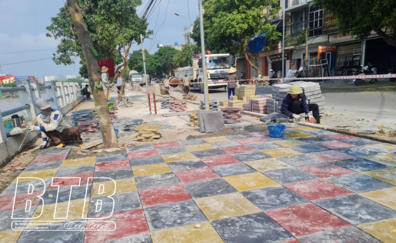 Th&agrave;nh phố: Bảo đảm an to&agrave;n tại c&aacute;c tuyến đường đang thi c&ocirc;ng