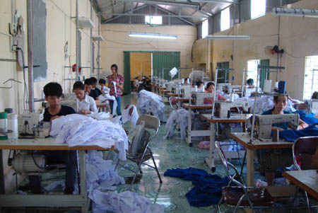 Vượt kh&oacute; lập th&acirc;n, lập nghiệp