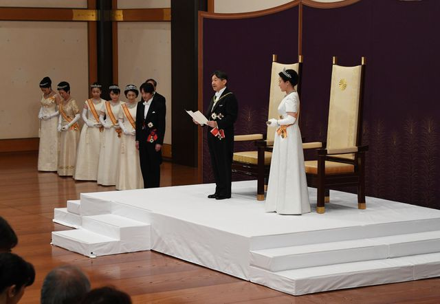 Hoàng Thái tử Naruhito lên ngôi Hoàng đế Nhật Bản với niên hiệu Reiwa - Ảnh 1. Hoàng Thái tử Naruhito lên ngôi Hoàng đế Nhật Bản với niên hiệu Reiwa - Ảnh 1.