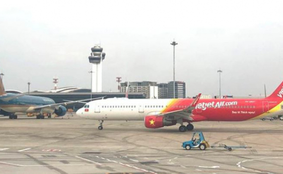 Sẽ đ&oacute;ng 1 đường băng T&acirc;n Sơn Nhất để sửa chữa