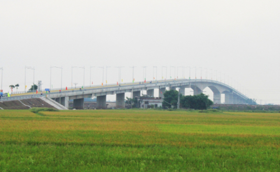 Th&ocirc;ng xe cầu ven biển Nam Định