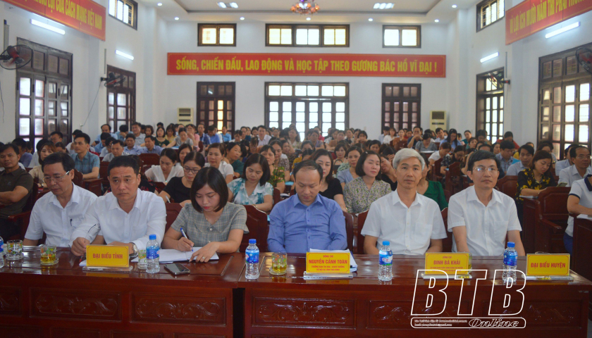 Hưng H&agrave;: Bồi dưỡng nghiệp vụ cho c&aacute;n bộ l&agrave;m c&ocirc;ng t&aacute;c thi đua, khen thưởng của c&aacute;c trường học   