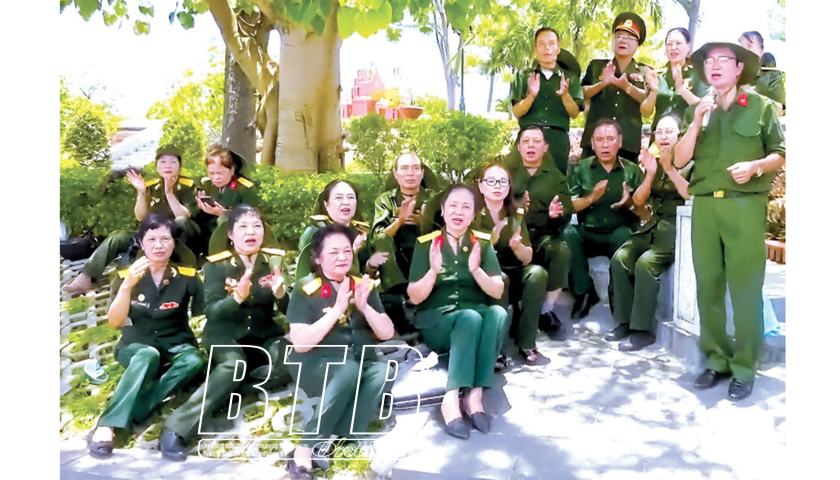 Huyền thoại Trường Sơn tỏa s&aacute;ng tr&ecirc;n qu&ecirc; l&uacute;a