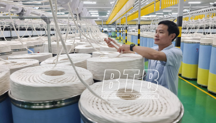 C&ugrave;ng nhau vượt kh&oacute;, đ&oacute;n cơ hội bứt ph&aacute;