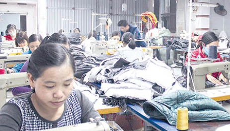 Từ c&ocirc;ng nh&acirc;n trở th&agrave;nh chủ 2 cơ sở may