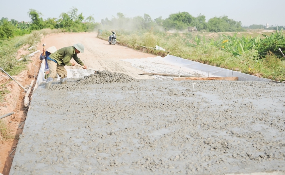 Bạch Đằng phấn đấu về đ&iacute;ch n&ocirc;ng th&ocirc;n mới năm 2017