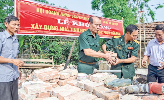 Hội Doanh nh&acirc;n cựu chiến binh huyện Quỳnh Phụ nhiều hoạt động hỗ trợ đồng đội 