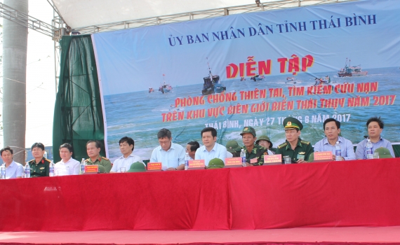 Diễn tập ph&ograve;ng, chống thi&ecirc;n tai v&agrave; t&igrave;m kiếm cứu nạn tr&ecirc;n khu vực biển huyện Th&aacute;i Thụy năm 2017