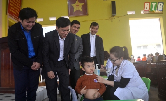 Tập huấn công tác chăm sóc trẻ em