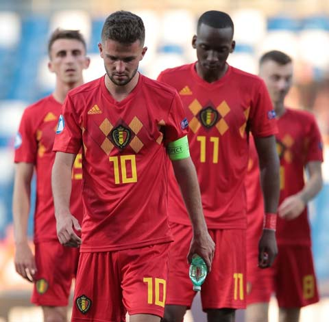 Bỉ thua trận thứ 2 liên tiếp