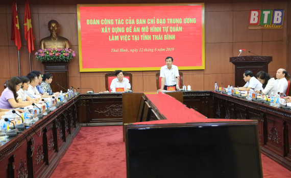 Thường trực Tỉnh ủy l&agrave;m việc với Đo&agrave;n c&ocirc;ng t&aacute;c của Ban Chỉ đạo Trung ương x&acirc;y dựng đề &aacute;n m&ocirc; h&igrave;nh tự quản