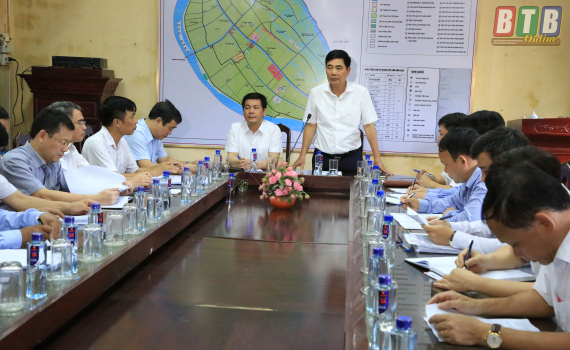 Khảo s&aacute;t t&igrave;nh h&igrave;nh bệnh dịch tả lợn ch&acirc;u Phi tại huyện Vũ Thư