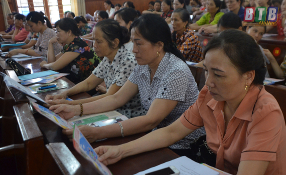 Tuy&ecirc;n truyền c&ocirc;ng t&aacute;c ph&ograve;ng, chống tệ nạn x&atilde; hội