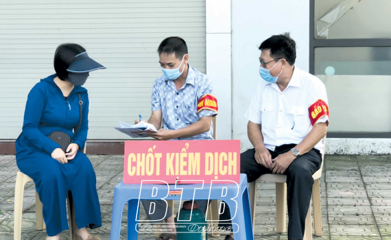 Người cao tuổi chống dịch