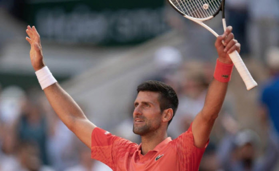 Novak Djokovic v&ocirc; địch Ph&aacute;p mở rộng, thiết lập kỷ lục lịch sử