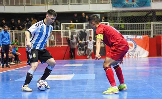 Tuyển futsal Việt Nam thua đương kim &aacute; qu&acirc;n thế giới Argentina 1-4