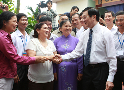 Chủ tịch nước ph&aacute;t động phong tr&agrave;o "Vệ sinh y&ecirc;u nước"