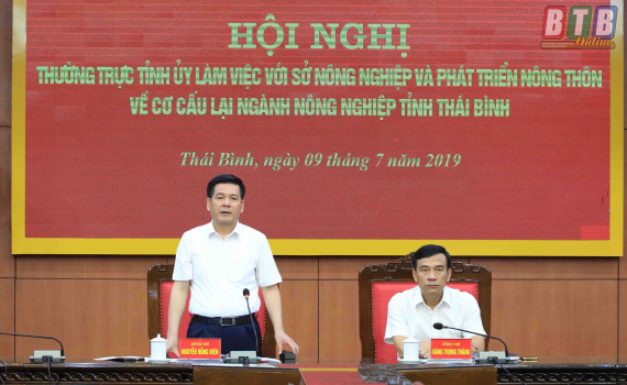 N&ocirc;ng nghiệp phải chuyển sang n&ocirc;ng nghiệp h&agrave;ng h&oacute;a, c&oacute; sản phẩm an to&agrave;n v&agrave; phải được sản xuất theo chuỗi