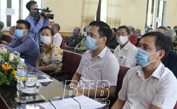 Hội Nạn nh&acirc;n chất độc da cam/Đioxin huyện Vũ Thư: Huy động gần 5 tỷ đồng trao gần 10.000 suất qu&agrave; cho nạn nh&acirc;n chất độc da cam