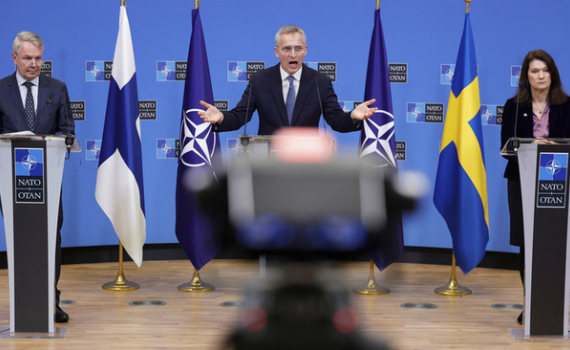 NATO ký nghị định thư kết nạp Thụy Điển và Phần Lan