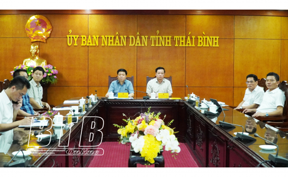 Phấn đấu đến th&aacute;ng 6/2024 đưa đường d&acirc;y 500kV mạch 3 k&eacute;o d&agrave;i ra miền Bắc đi v&agrave;o hoạt động