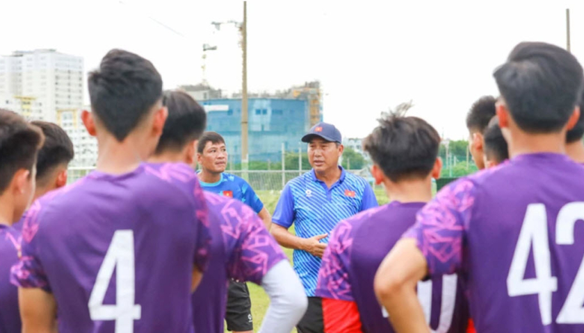 U19 Việt Nam bước vào buổi tập đầu tiên tại TP Hồ Chí Minh