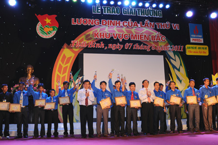 Trao Giải thưởng Lương Định Của lần thứ VI khu vực ph&iacute;a Bắc