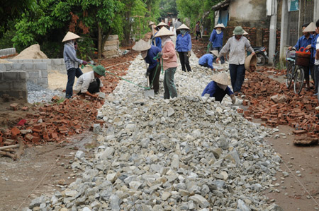Th&agrave;nh c&ocirc;ng bước đầu v&agrave;&nbsp;những&nbsp;kh&oacute; khăn cần th&aacute;o gỡ&nbsp;