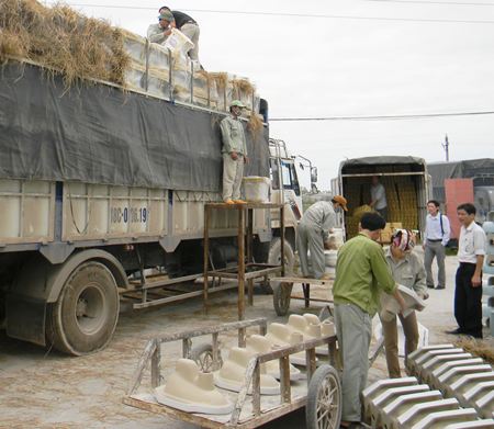 Kinh tế tư nh&acirc;n vẫn giữ vai tr&ograve; chủ đạo trong sản xuất c&ocirc;ng nghiệp

