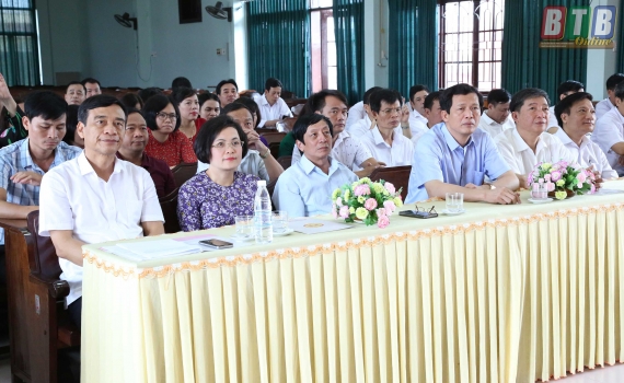 88 học vi&ecirc;n được cấp bằng Cao cấp l&yacute; luận ch&iacute;nh trị