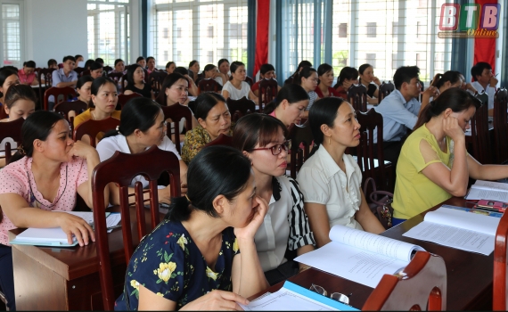 Tập huấn kỹ năng truyền th&ocirc;ng ph&ograve;ng chống bệnh kh&ocirc;ng l&acirc;y nhiễm