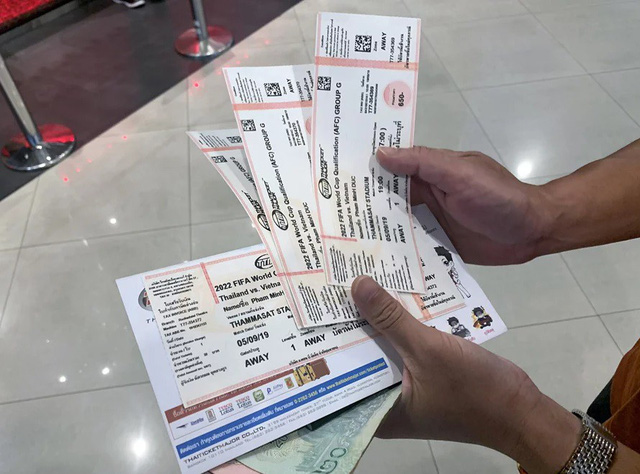 Vé trận ĐT Thái Lan - ĐT Việt Nam tiếp tục lên cơn sốt - Ảnh 1.
