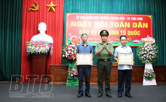 Tổ chức ng&agrave;y hội to&agrave;n d&acirc;n bảo vệ an ninh Tổ quốc tại phường Ho&agrave;ng Diệu
