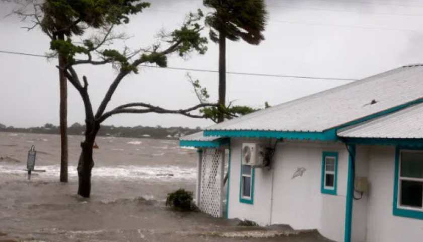B&atilde;o nhiệt đới Debby g&acirc;y thiệt hại nặng nề tại Mỹ, &iacute;t nhất 5 người thiệt mạng