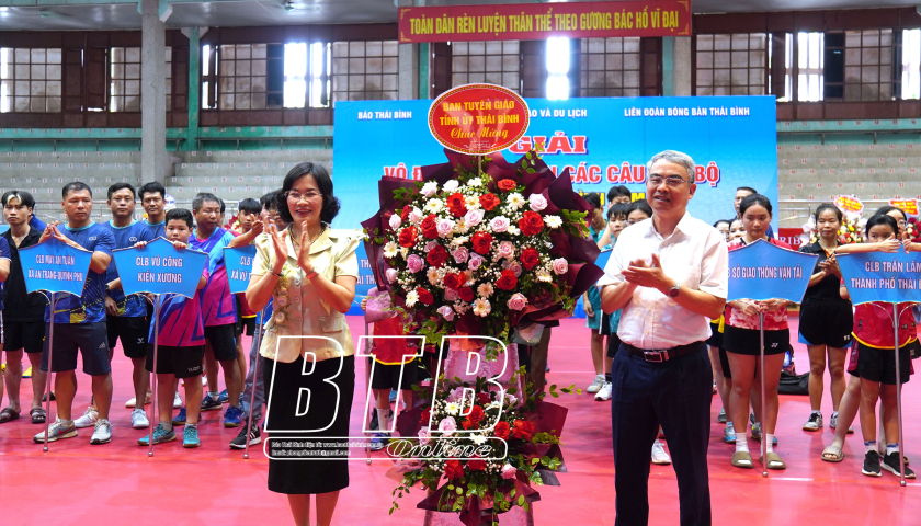 Gần 200 VĐV tham gia giải v&ocirc; địch b&oacute;ng b&agrave;n c&aacute;c CLB tranh c&uacute;p B&aacute;o Th&aacute;i B&igrave;nh năm 2024