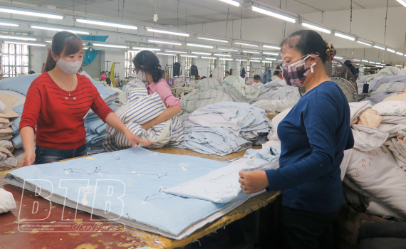 Phụ nữ Kiến Xương thi đua phát triển kinh tế