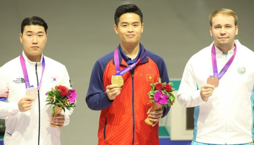 Bắn s&uacute;ng gi&agrave;nh HC v&agrave;ng đầu ti&ecirc;n cho Việt Nam tại Asiad 19