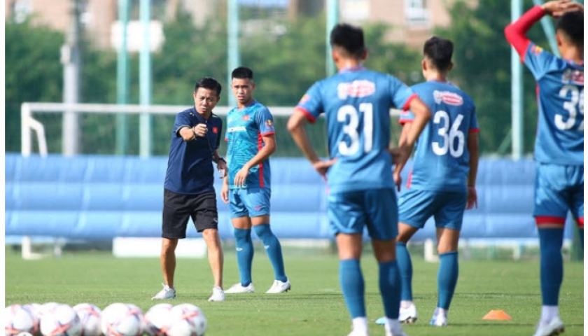 ĐT Olympic Việt Nam đủ lực lượng tập luyện, t&iacute;ch cực hướng tới ASIAD 19